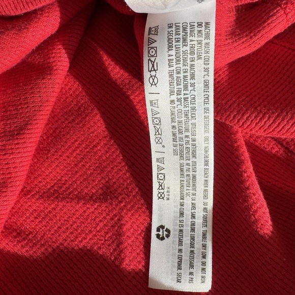 Disney Parks Christmas Long Sleeve Thermal Mickey Mouse Walt Disney World Size M - Picture 16 of 16